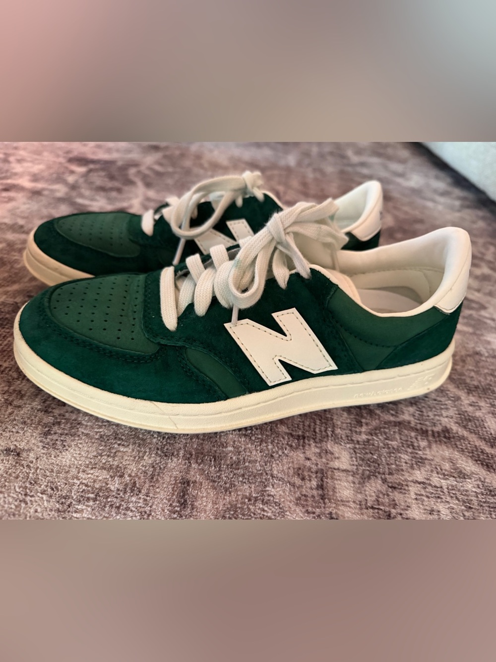 New Balance Dark Green Suede Sneakers. Men’s size 6.5 or Women’s size 8